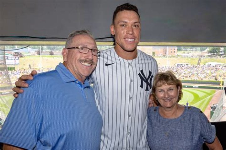 Aaron Judge Parents Archives - Celebrities: Wiki, Age, Height, Net Worth, Relationship