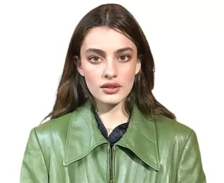 Actress Diana Silvers Wiki, Height, Boyfriend, Age & Family