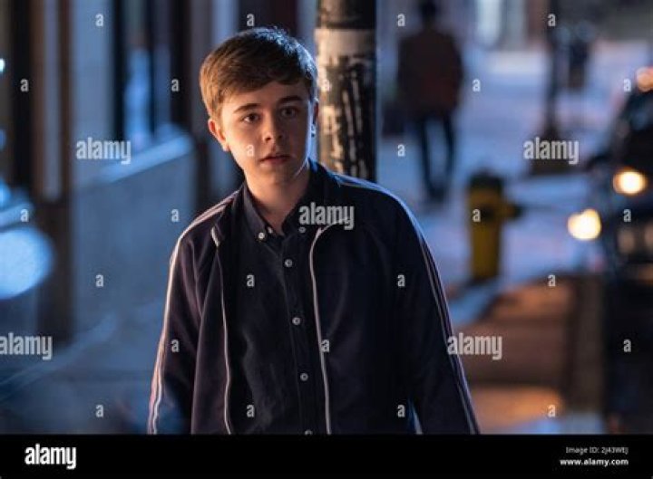 Alexander Elliot Wiki, Age, Height, Girlfriend, Parents & More