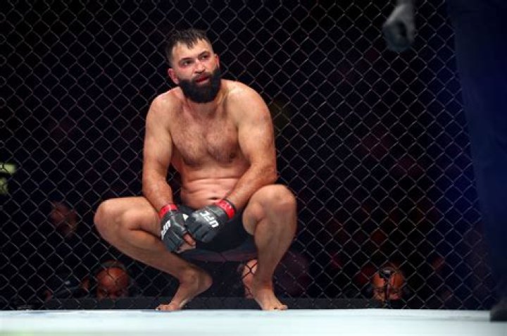 Andrei Arlovski Biography - Facts, Childhood, Family Life & Achievements