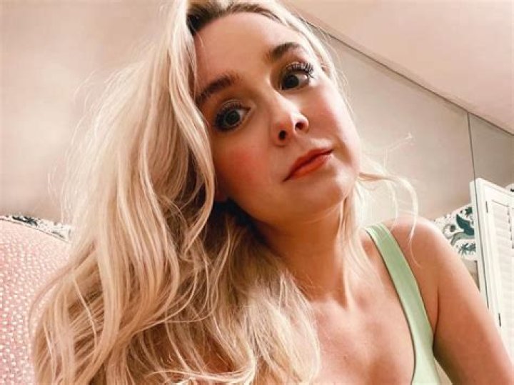 Big Bang Theory's Alessandra Torresani Shares Swimsuit Photo From Miami