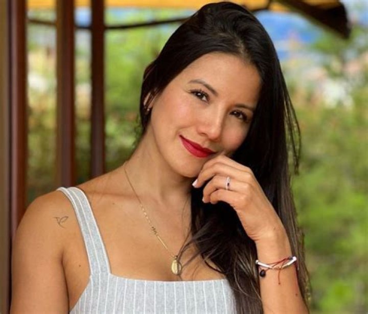 Caterin Escobar in Bathing Suit Says "Get in the River" — Celebwell