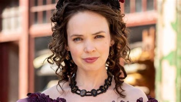 Eileen O’Higgins Wiki, Age, Boyfriend, Height, Net Worth & More