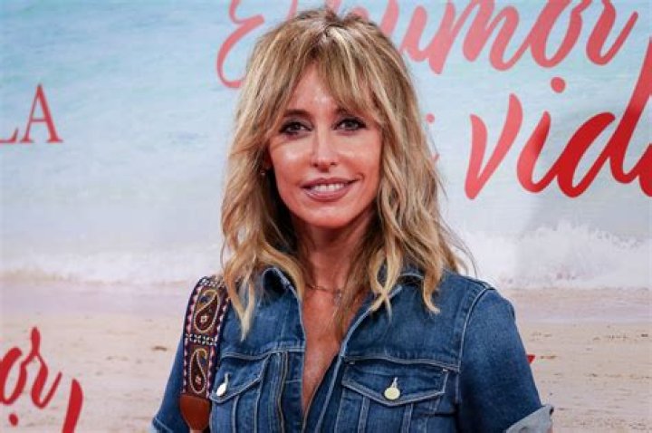 Emma García in Bathing Suit is on "Magical Island" — Celebwell