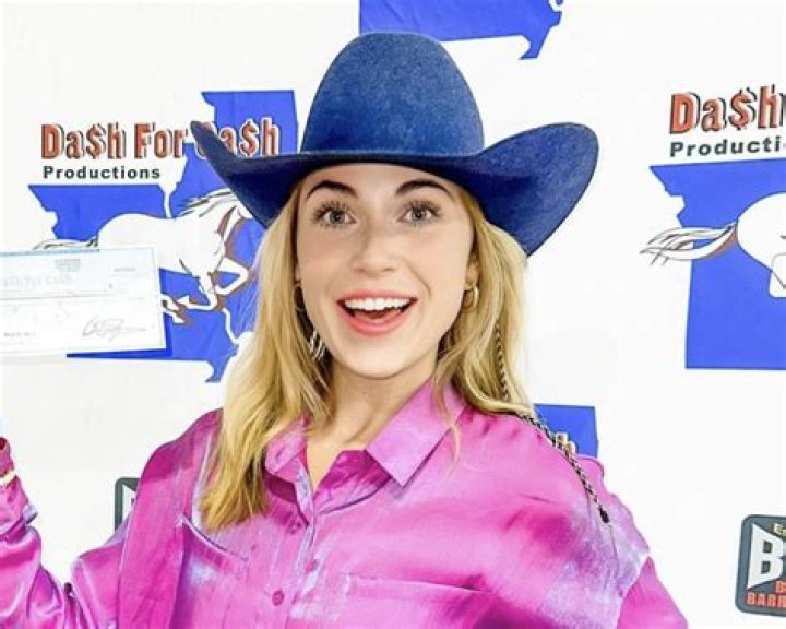 Food Network Star Allegra Melton Shares Swimsuit Photo From Cancun