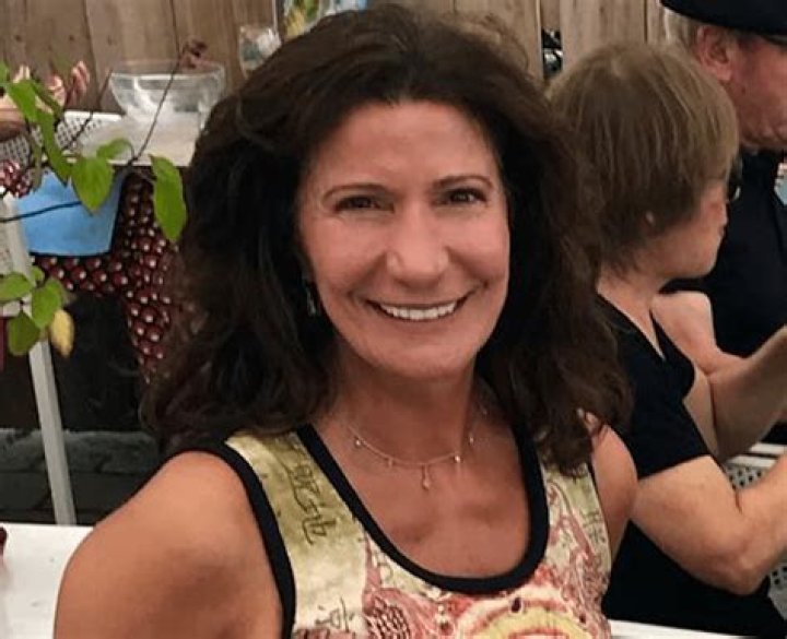 Golden Bachelor Star Anna Zalk Shares Swimsuit Photo From Italy