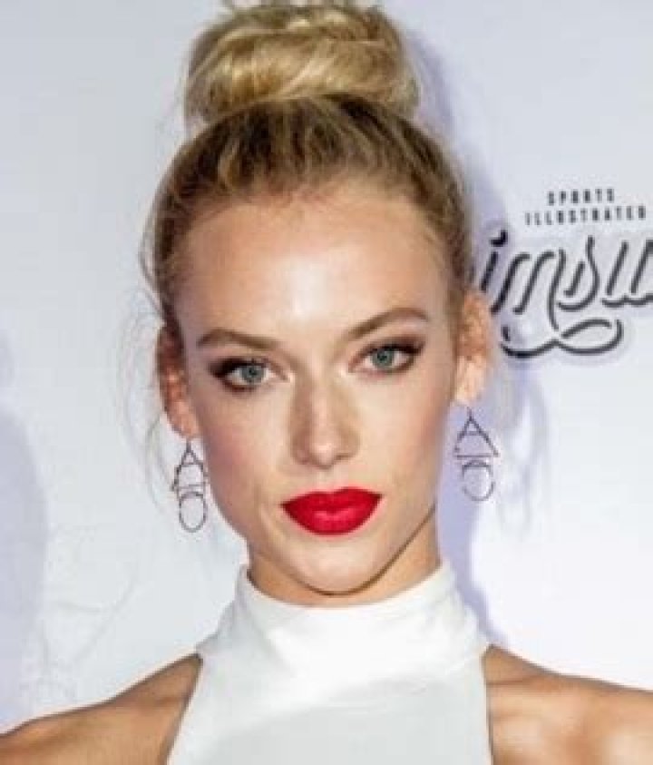 Hannah Ferguson Body Measurements Bra Size Height Weight Age Facts