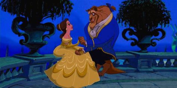 How did Belle get the beast on the horse? – Celebrity