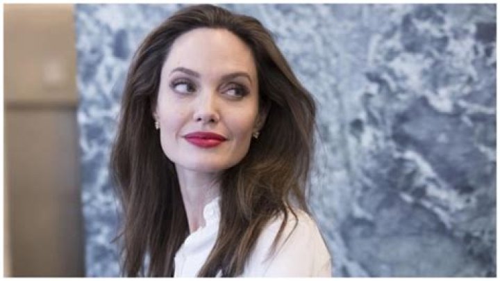 
How Much Money Does Angelina Jolie Make? Latest Income Salary

