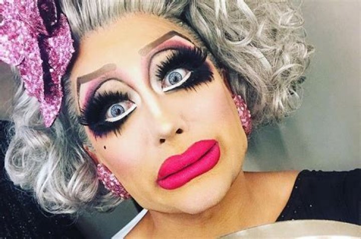 
How Much Money Does Bianca Del Rio Make? Latest Income Salary
