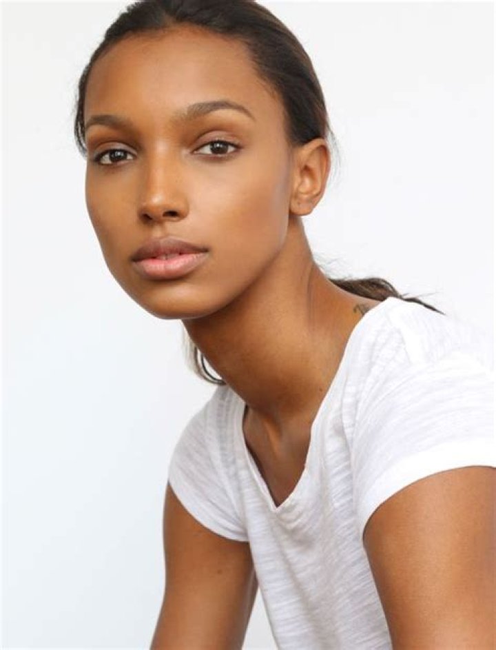 
How Much Money Does Jasmine Tookes Make? Latest Income Salary
