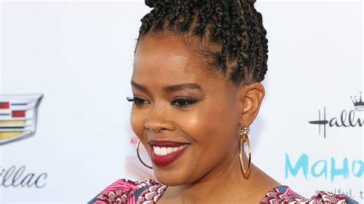 
How Much Money Does Malinda Williams Make? Latest Income Salary
