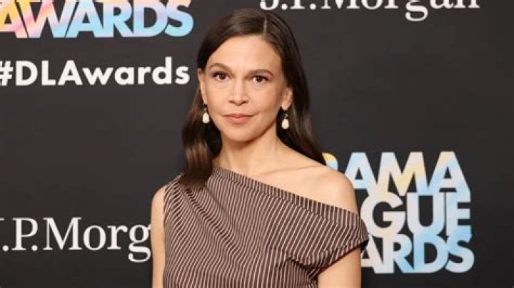 
How Much Money Does Sutton Foster Make? Latest Income Salary
