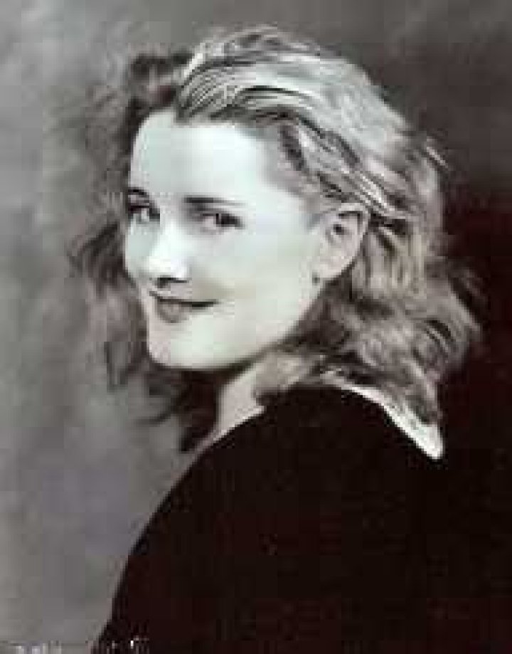 Jeanne Eagels Biography - Childhood, Life Achievements & Timeline