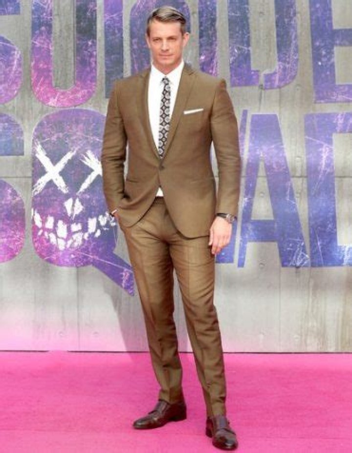 Joel Kinnaman Height Weight Body Measurements Age Shoe Size Facts Bio