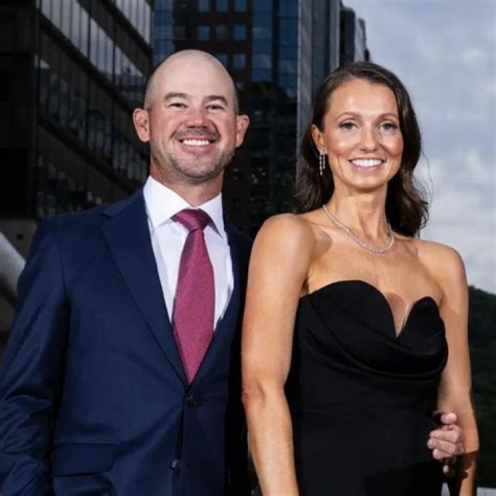 Kelly Van Slyke Wiki, Age, Husband, Kids, Parents, Height & More