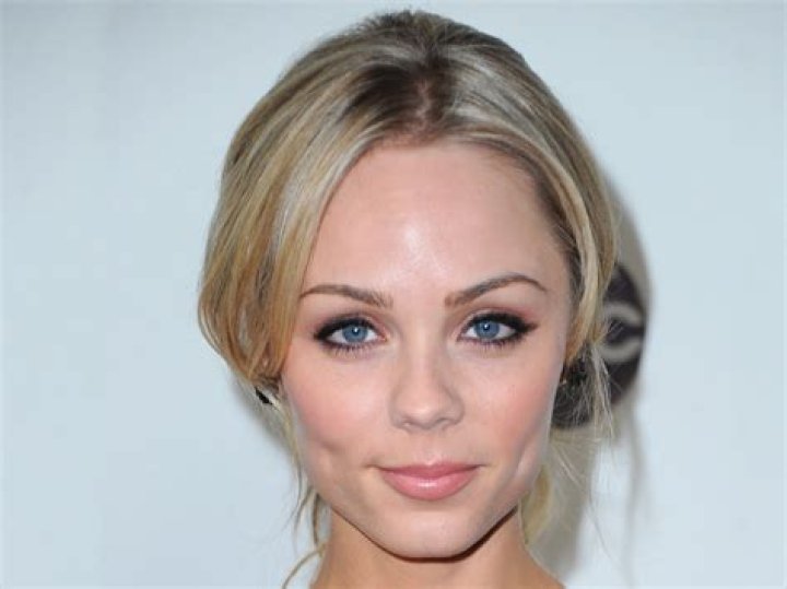 Laura Vandervoort Bra Size, Age, Weight, Height, Measurements