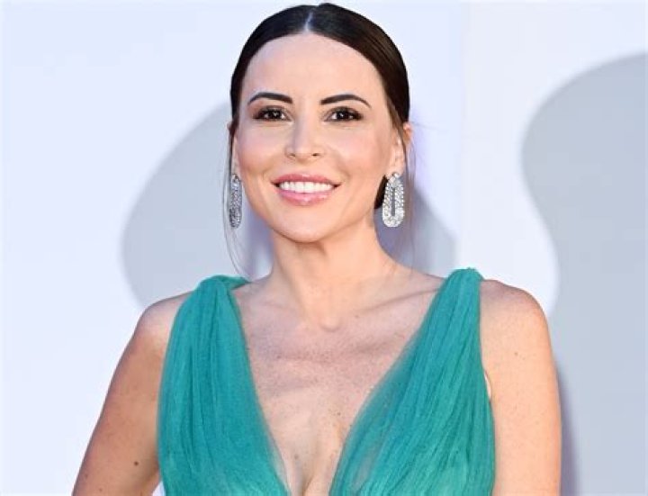 Marialuisa Jacobelli in Bathing Suit Says "Catch and Release" — Celebwell