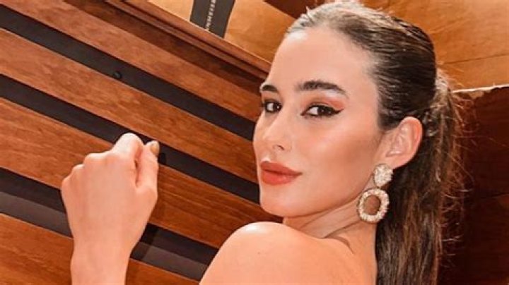 Melina Noto in Bathing Suit Enjoys a "Sunset" — Celebwell