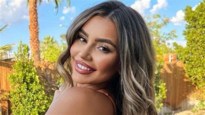 Miona Bell in Bathing Suit Has a "Top 10 Feeling" — Celebwell