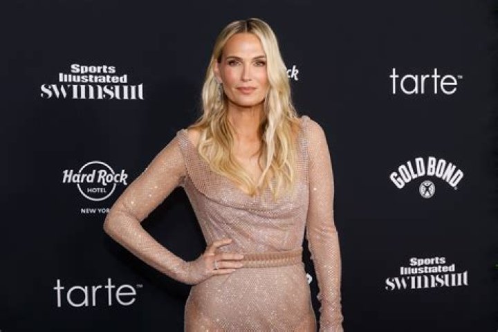 Molly Sims in Bathing Suit Says "Let's Go!" — Celebwell