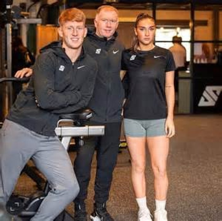 Paul Scholes Biography - Facts, Childhood, Family Life & Achievements