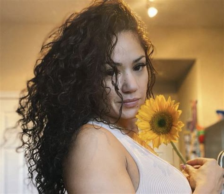 Pearl Gonzalez in Bathing Suit Says "It is Never Too Late" — Celebwell