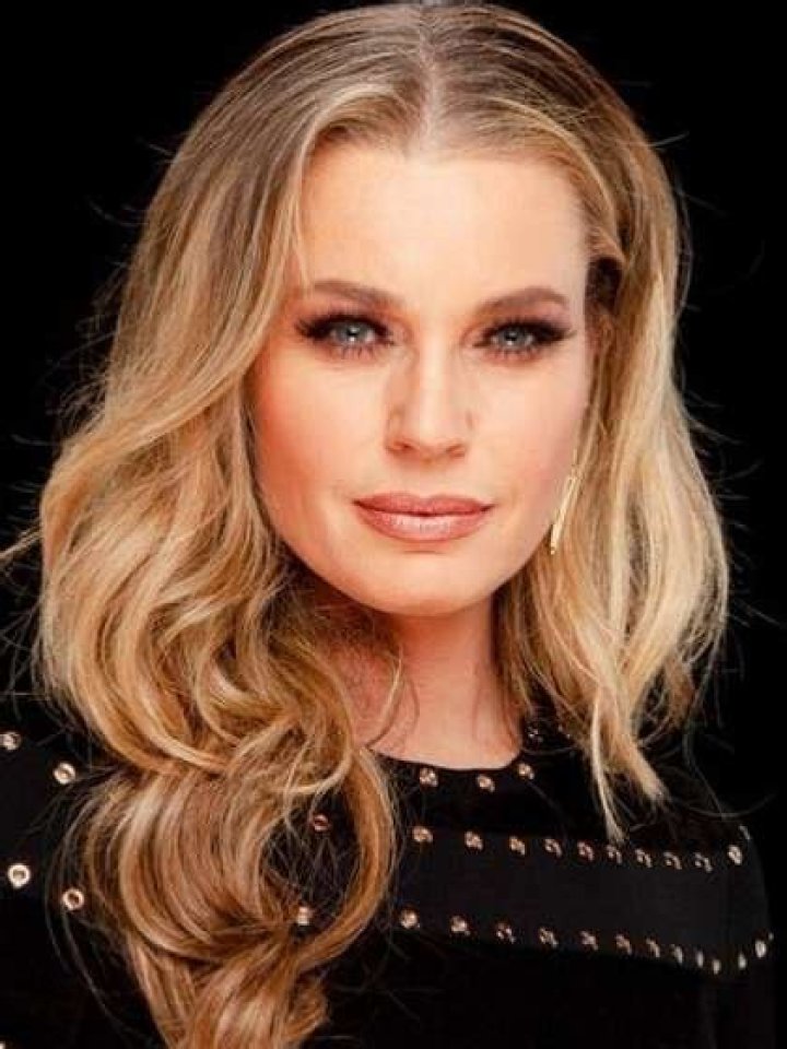 Rebecca Romijn Measurements Height Weight Age Bra Size Body Facts Ethnicity