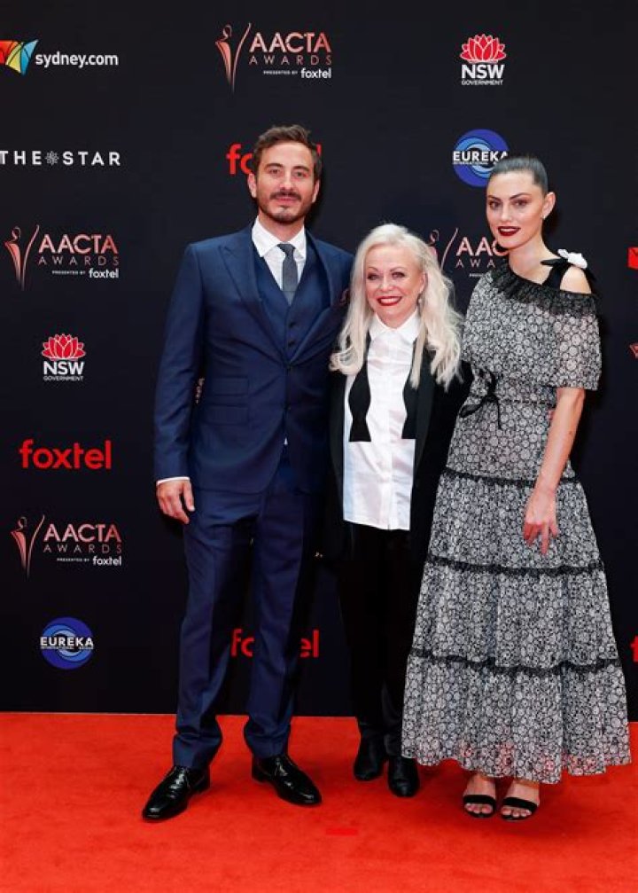 Ryan Corr Wiki, Girlfriend, Net Worth, Age, Height, Parents & More