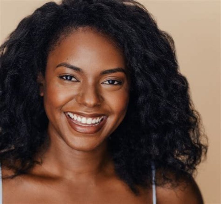 The Good Doctor Star Summer Brown Shares Swimsuit Photo of “Birthday Blessing” — Celebwell