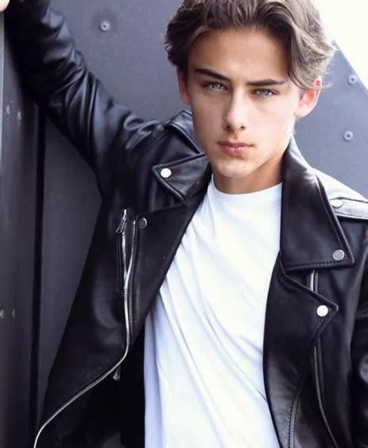 William Franklyn Miller [Model] Wiki, Girlfriend, Height & More